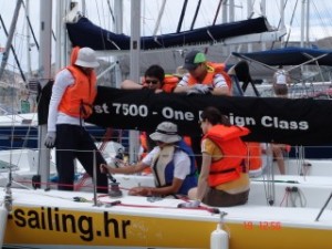 Sailing School Ultra bases