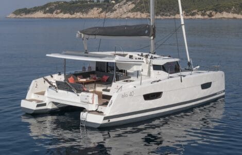 Catamaran Isla 40