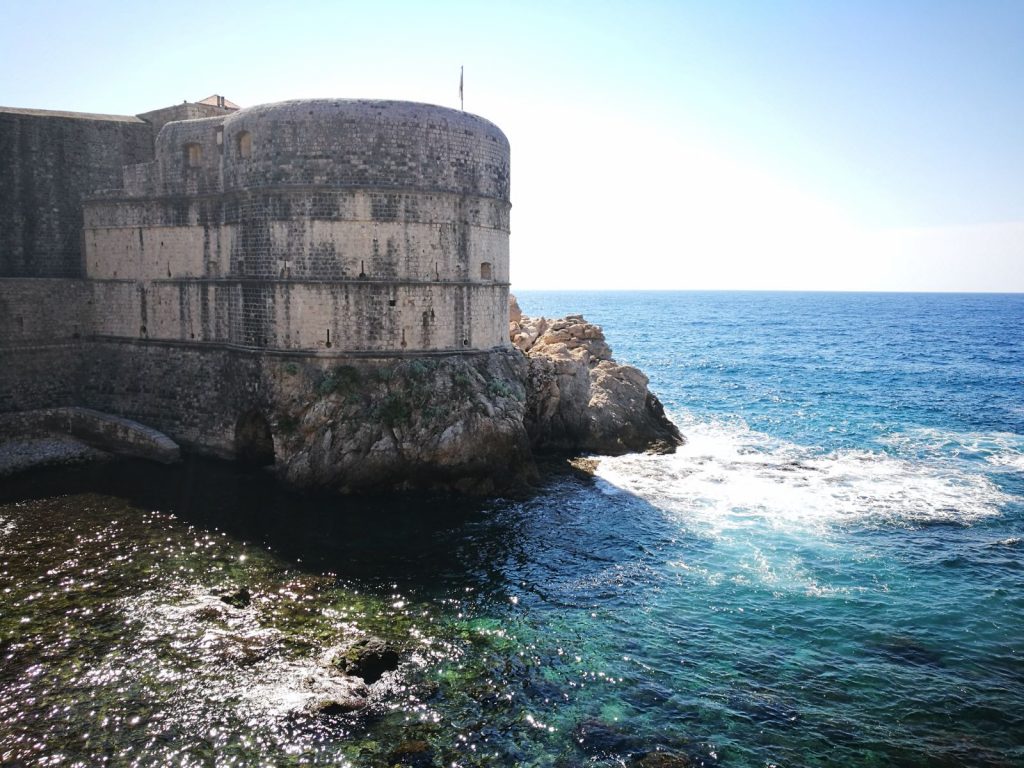 This image has an empty alt attribute; its file name is Oceanis41.1_Croatia_14_Dubrovnik-1024x768.jpg