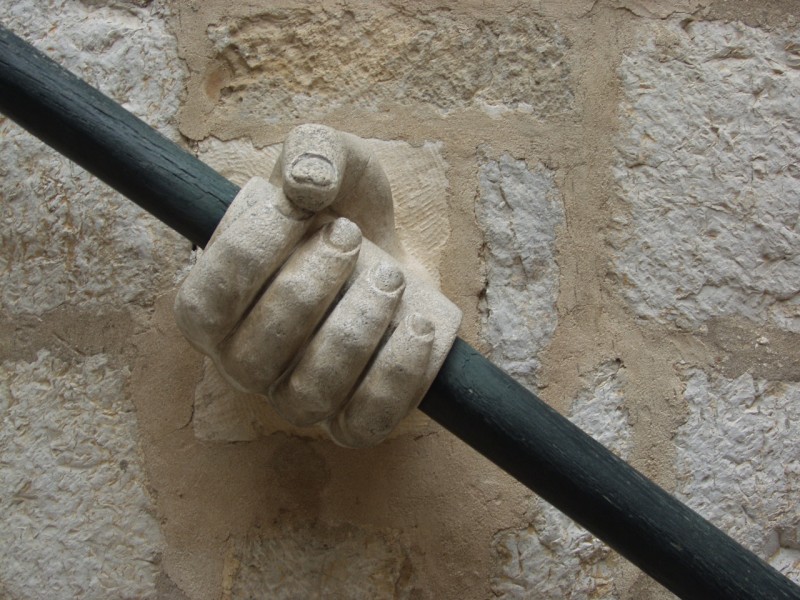 This image has an empty alt attribute; its file name is Dubrovnik_sailing-14.jpg